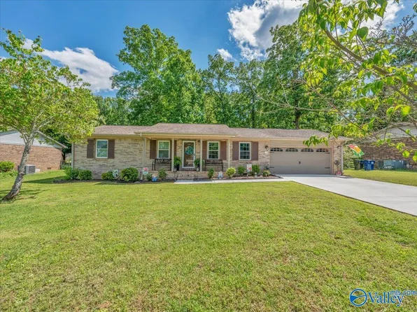 110 Laurel Oak Rd, Huntsville, AL 35811