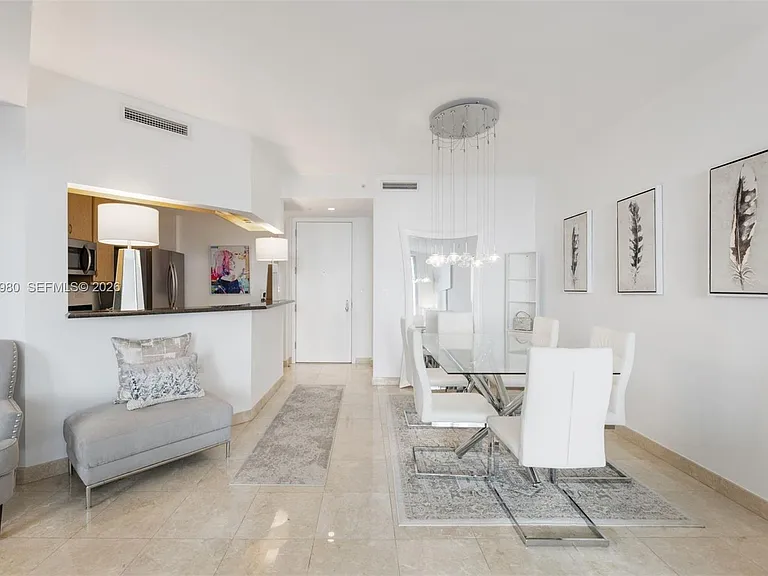 801 Brickell Key Blvd #806 — Photo 4