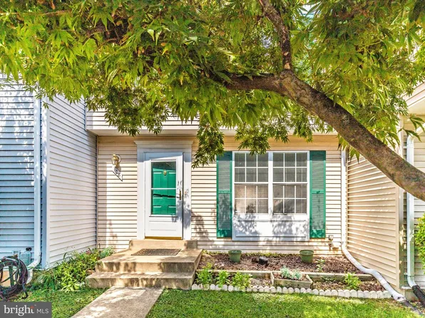 108 Bowsprit Ct, Gaithersburg, MD 20877