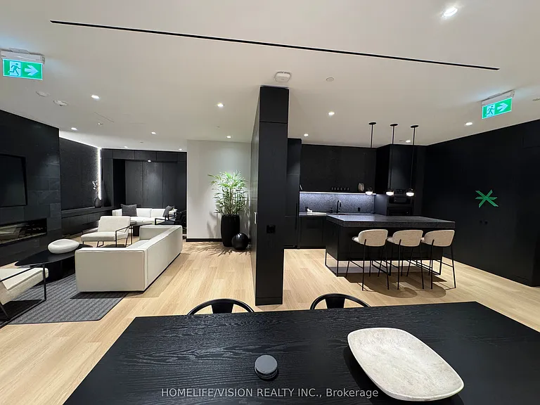 110 Broadway Ave #LPH12 — Photo 18