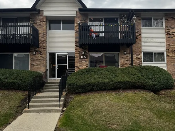 11A Kingery Quarter APT 202, Willowbrook, IL 60527