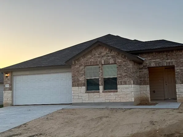 7205 Llano Dr, China Spring, TX 76633