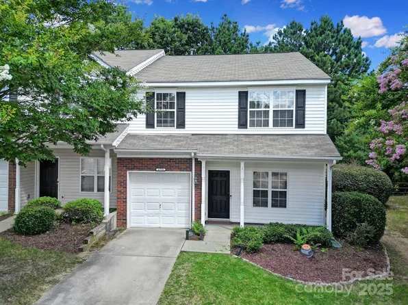 13719 Singleleaf Ln, Charlotte, NC 28278