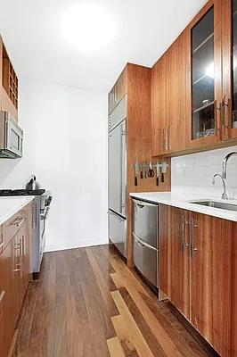 Rented by Compass | media 16