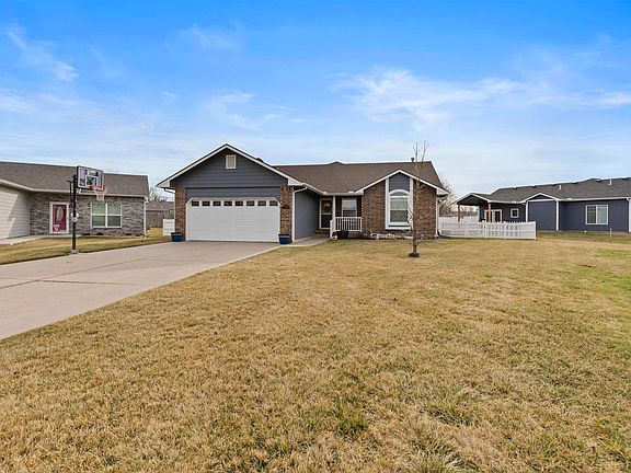 2nd image of 329 Kisiwa Village Rd