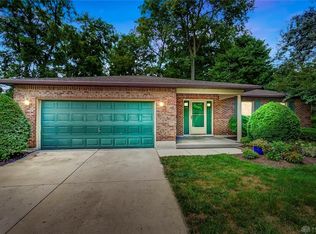 1945 N Highgate Ct, Dayton, OH 45432