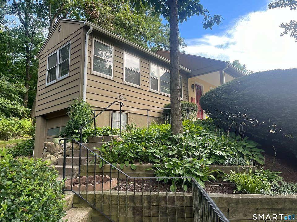 1st image of 104 1/2 Ledgebrook Drive #104H