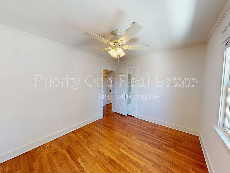 3339 33rd St — Photo 11