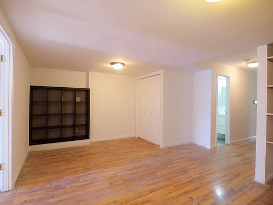 Rented by Douglas Elliman | media 55