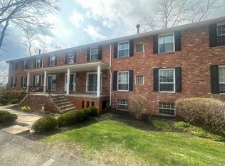 910 Guyasuta Ln #910, Pittsburgh, PA