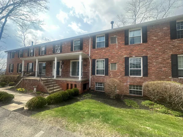 910 Guyasuta Ln #910, Pittsburgh, PA 15215