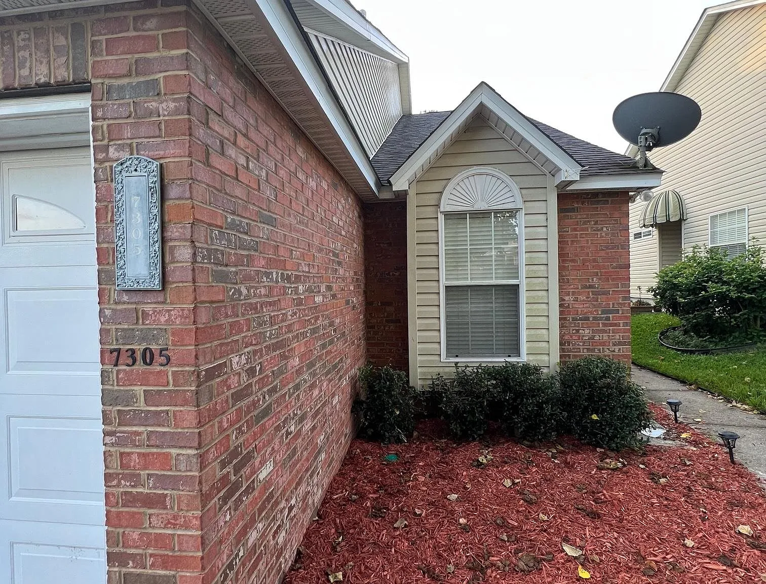 3 bed, 1247 sqft, $2,150 — Photo 3
