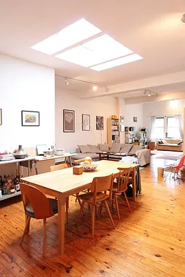 Rented by Level Group | media 15