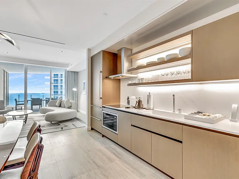 525 N Fort Lauderdale Beach Blvd #1607 — Photo 15