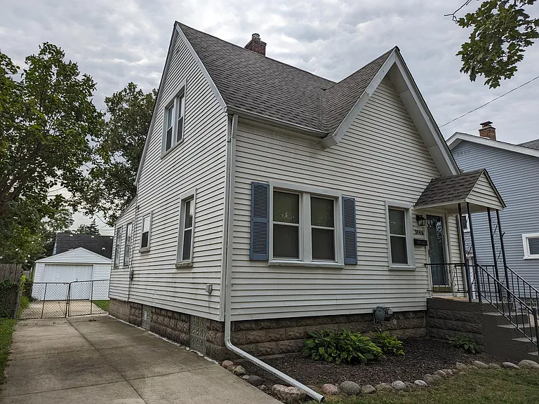 3146 Grayson St — Photo 3