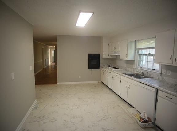 Summertown - Kitchen