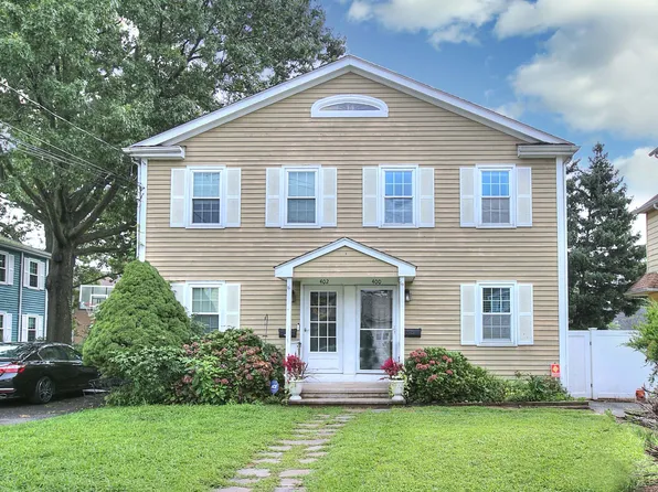 400 Grovers Avenue, Bridgeport, CT 06605