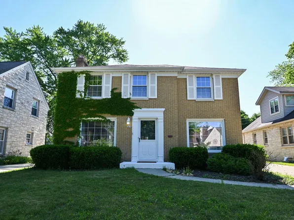 2416 N 91st STREET, Wauwatosa, WI 53226