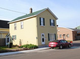 215 W Pearl St, Ishpeming, MI 49849