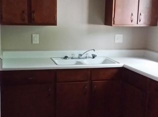 1100 Catherine St APT 2A, Pekin, IL 61554