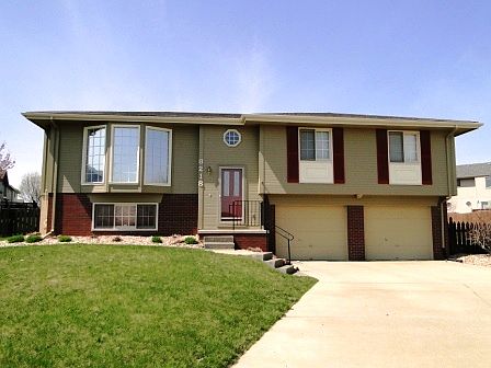 1st image of 8218 S 68th Ct