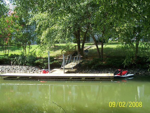 dock at the lake