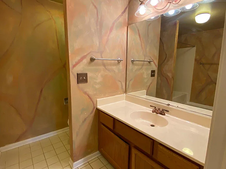543 W Parkside Dr — Photo 13