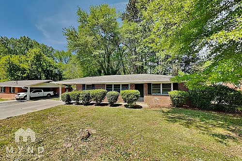 2731 Carriage Ln Photo 1