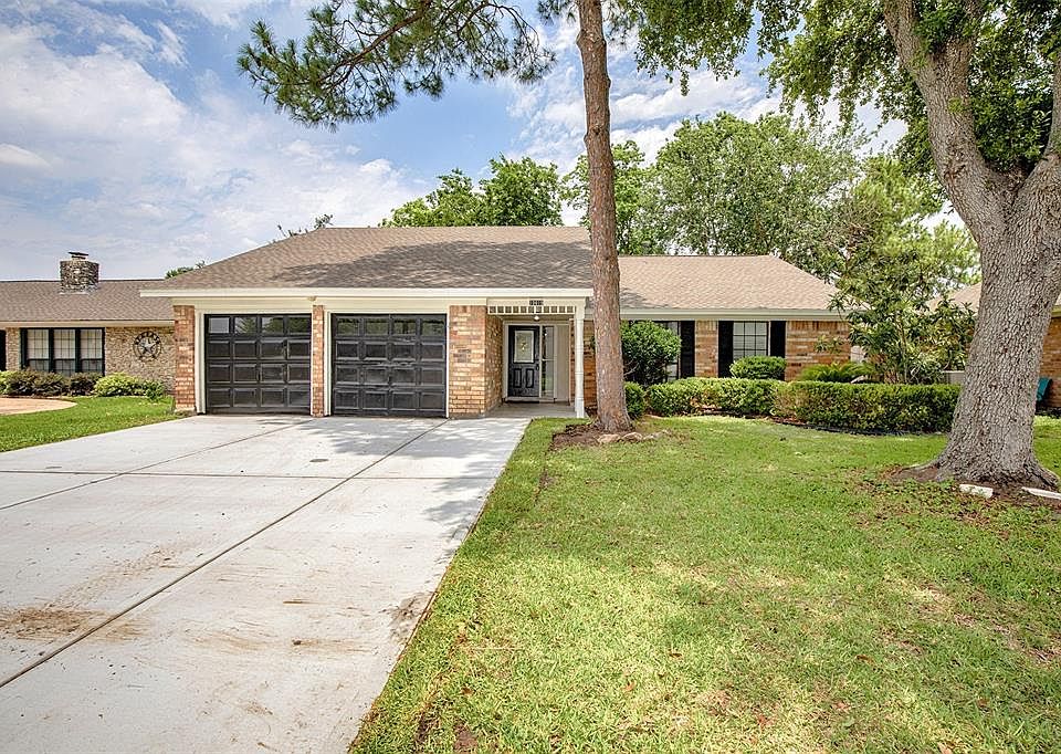 1st image of 10619 Sagebluff Drive