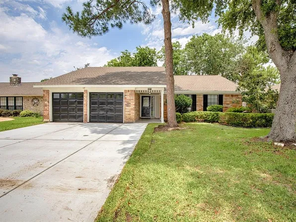 10619 Sagebluff Drive, Houston, TX 77089