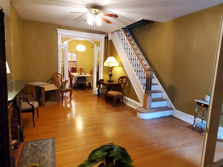 1033 Jackson St — Photo 5