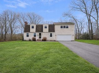 45 Greenfield Rd, Westport, MA 02790