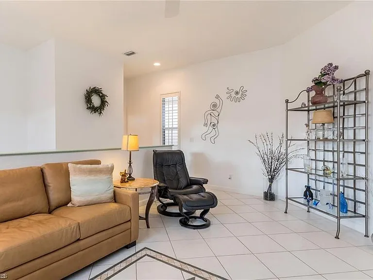 2383 Ravenna Blvd #Penthouse 202 — Photo 19