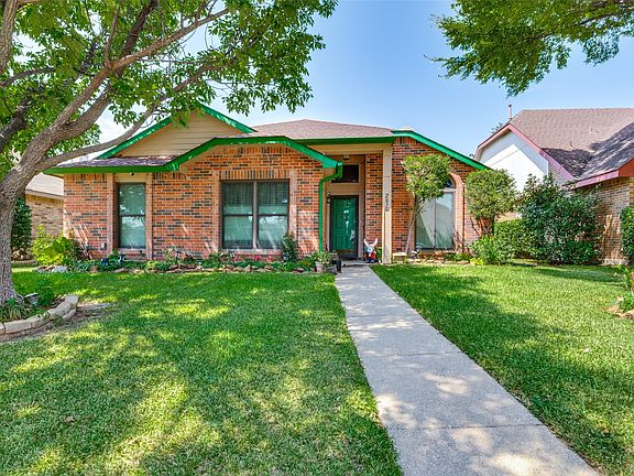 3rd image of 2910 Spinner Ln