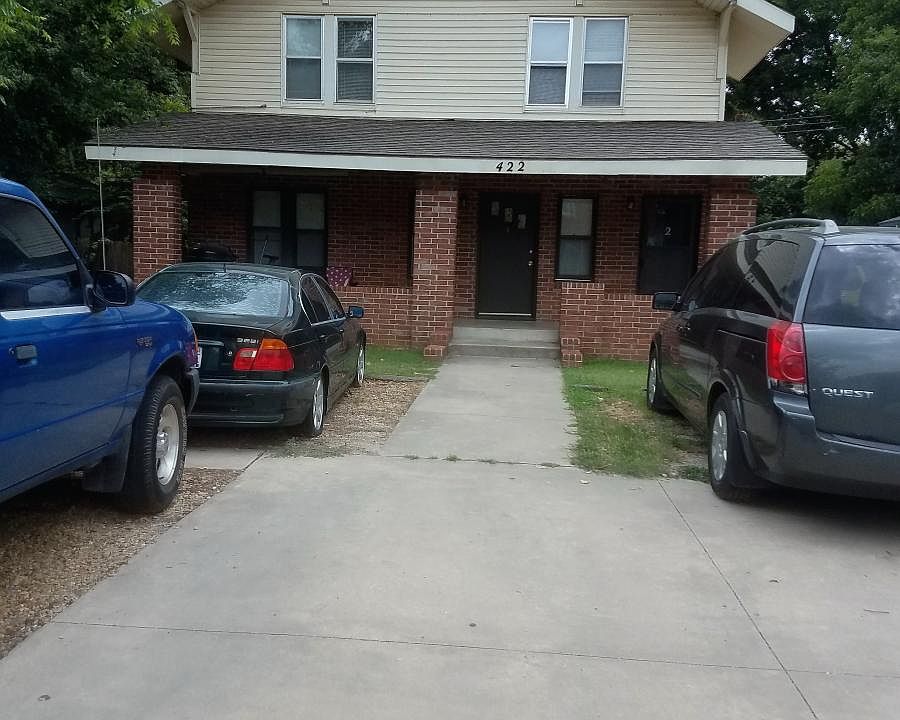 Just 2 blocks N. of O.U. parking