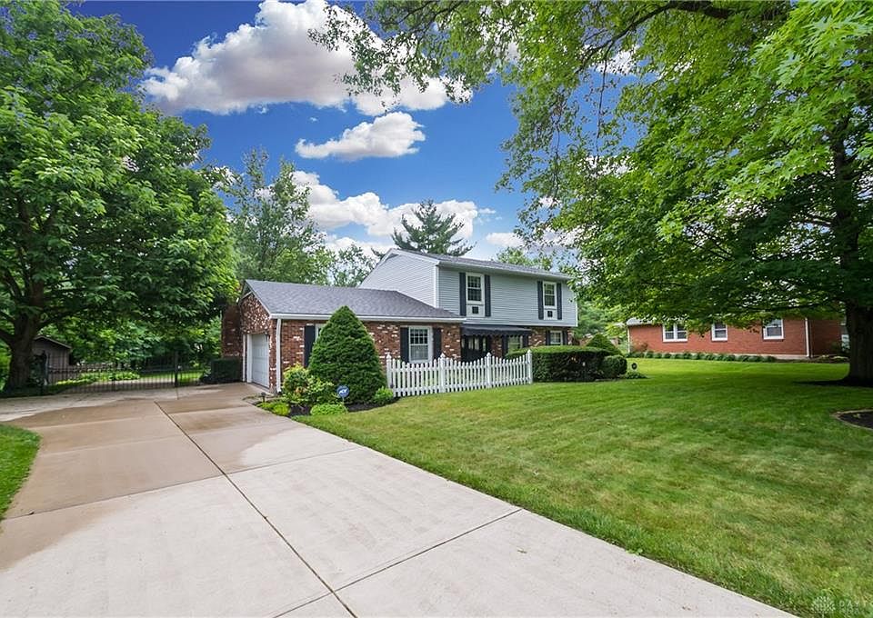 1st image of 605 Clareridge Ln