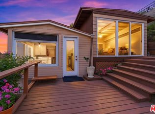 3112 Goodview Trl, Los Angeles, CA 90068