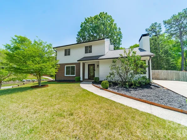 801 Sonata Pl, Charlotte, NC 28211