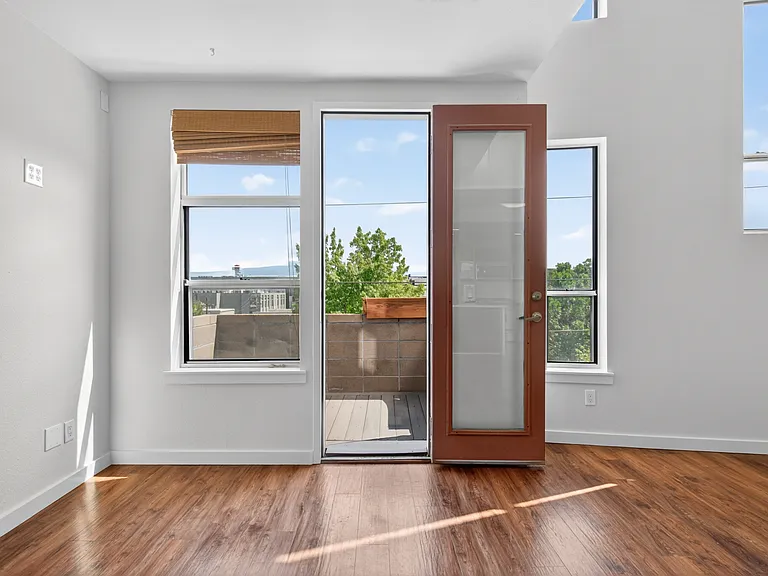 2900 Wyandot St #303 — Photo 29