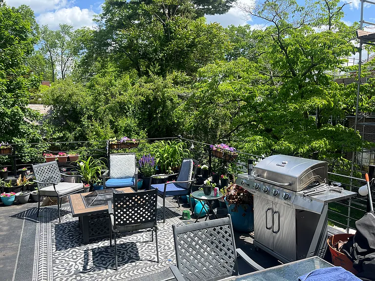 55 Trumbull St #21 — Photo 14