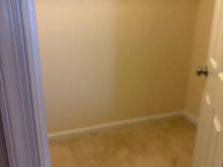 122 Oxford Way — Photo 1