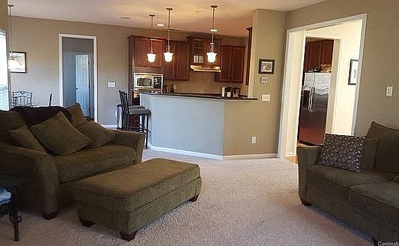 4th image of 2600 Holly Oak Ln