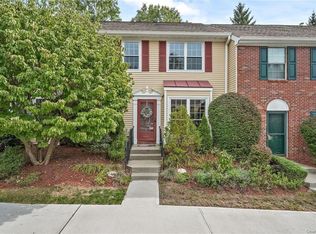 10 Winchester Ave, Peekskill, NY 10566