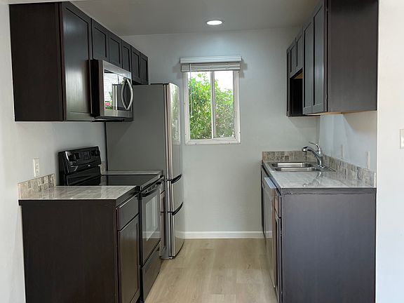 5th image of 7351 E Thornwood Dr