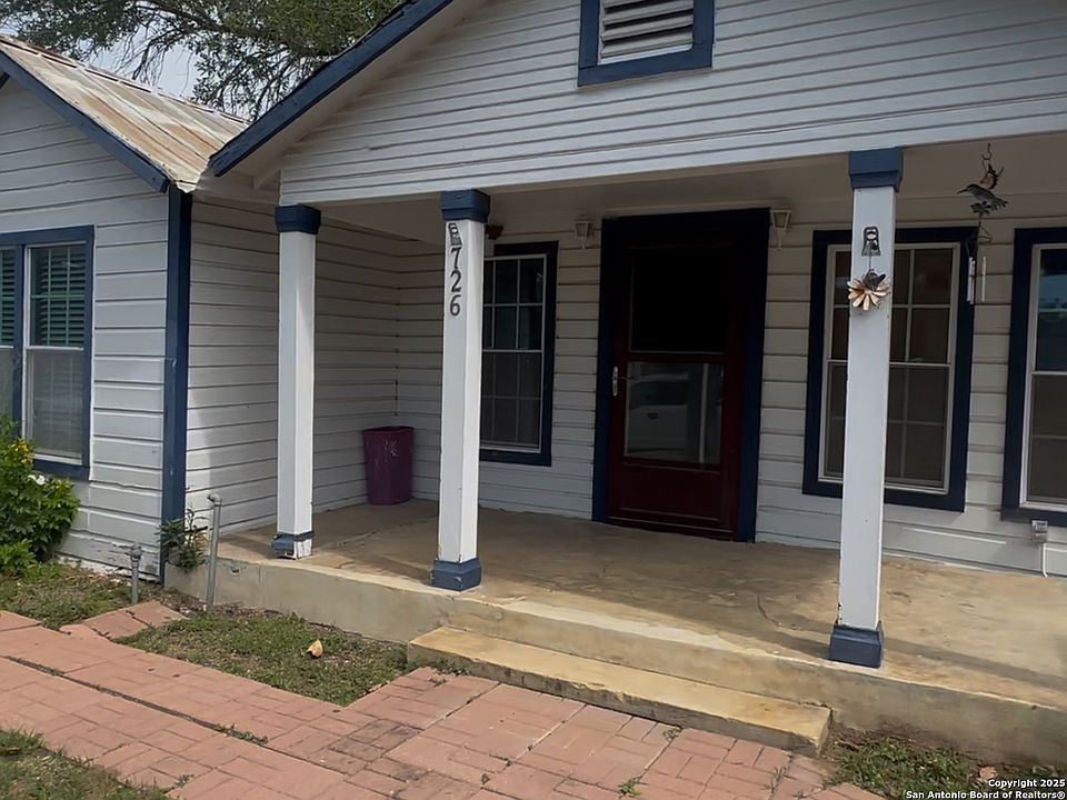 1st image of 726 Avenue L
