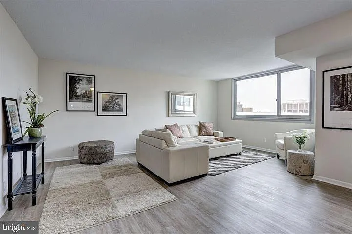 4601 N Park Ave #N-1404 — Photo 2