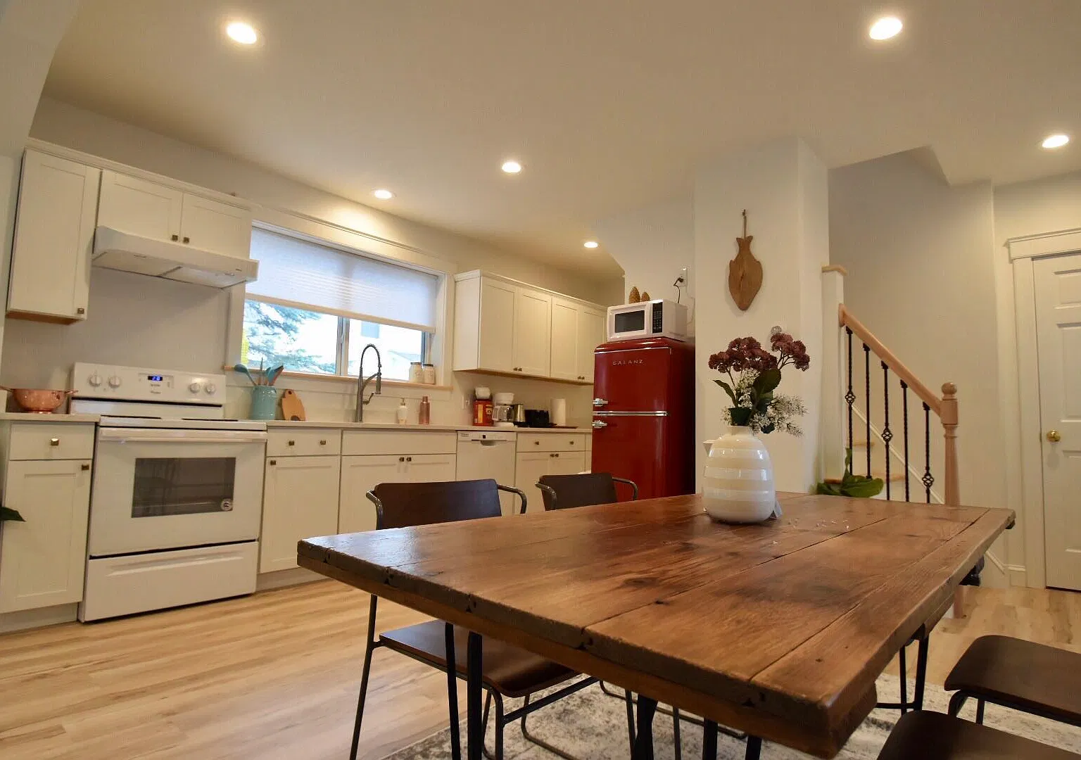 2 bed, 1300 sqft, $2,650 — Photo 3