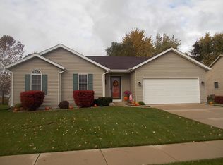 4218 Sail Dr, Mishawaka, IN 46544