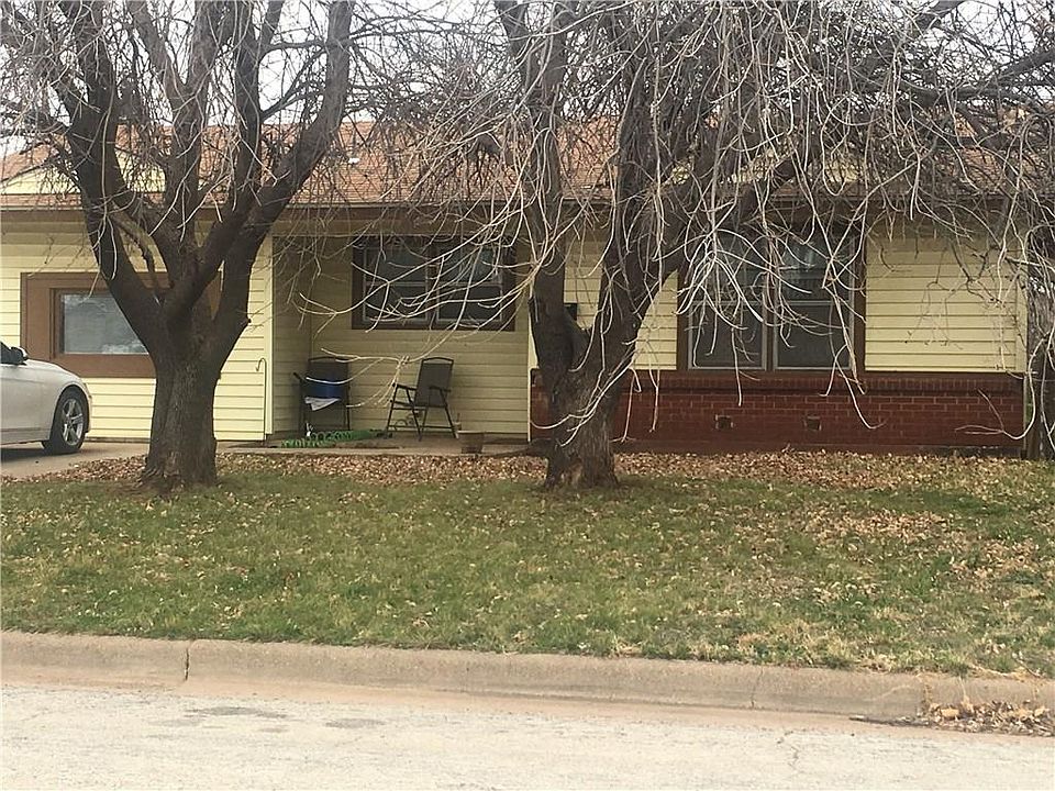 1st image of 867 N San Jose Dr