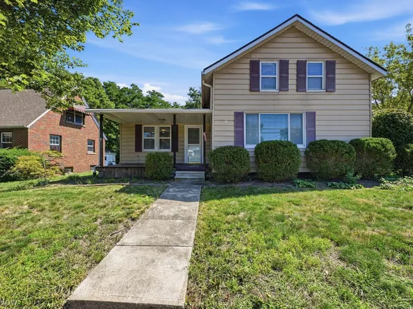 9767 Columbia Rd, Olmsted Falls, OH 44138